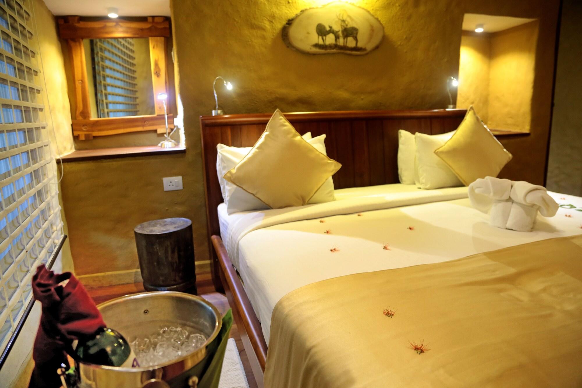 Grand Udawalawe Safari Resort Exterior photo