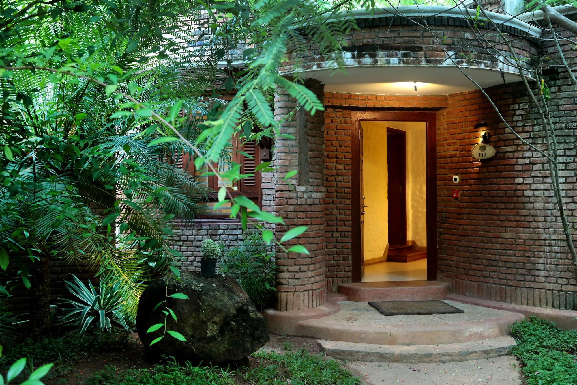 Grand Udawalawe Safari Resort Exterior photo