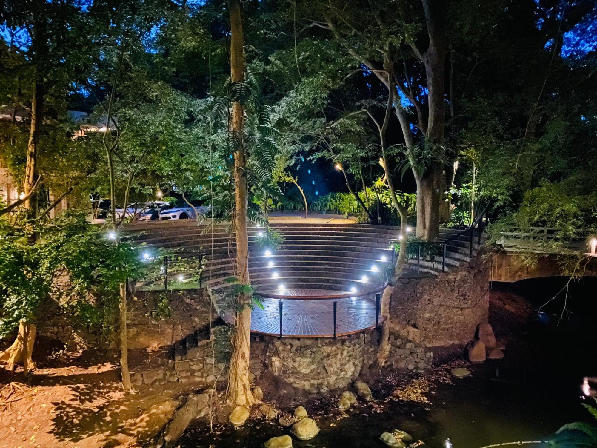 Grand Udawalawe Safari Resort Exterior photo