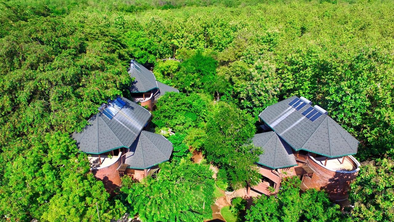 Grand Udawalawe Safari Resort Exterior photo