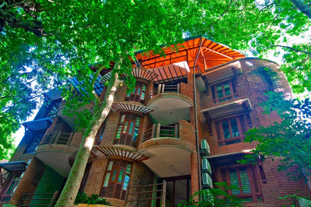Grand Udawalawe Safari Resort Exterior photo