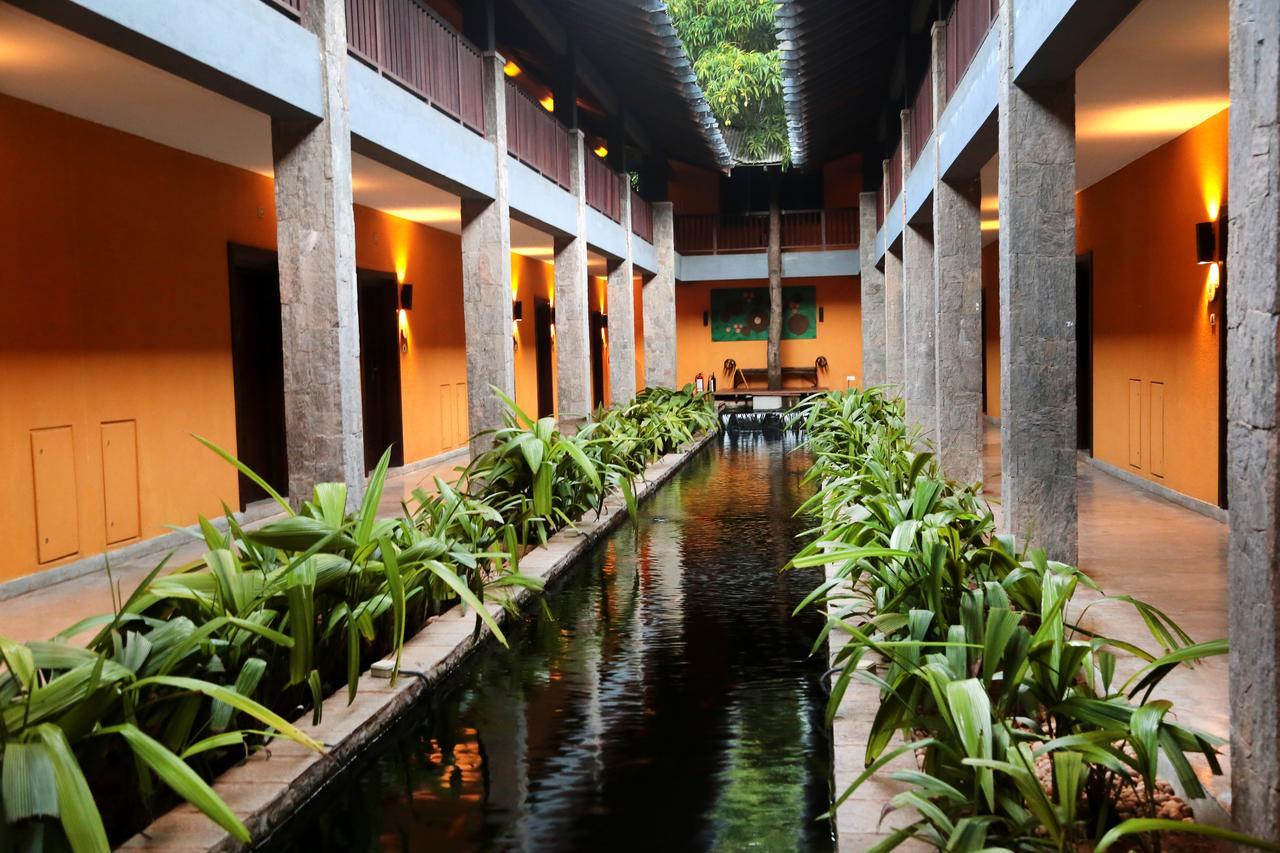 Grand Udawalawe Safari Resort Exterior photo