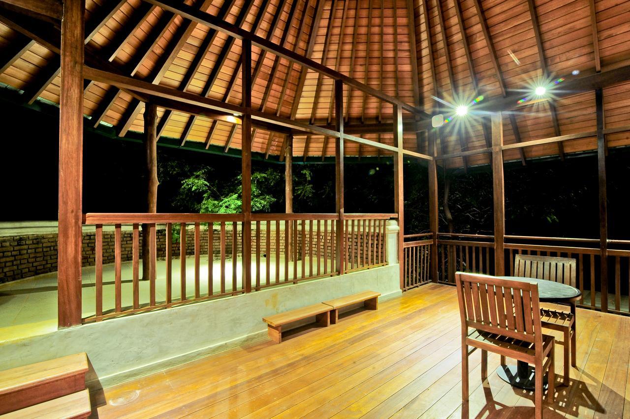 Grand Udawalawe Safari Resort Exterior photo